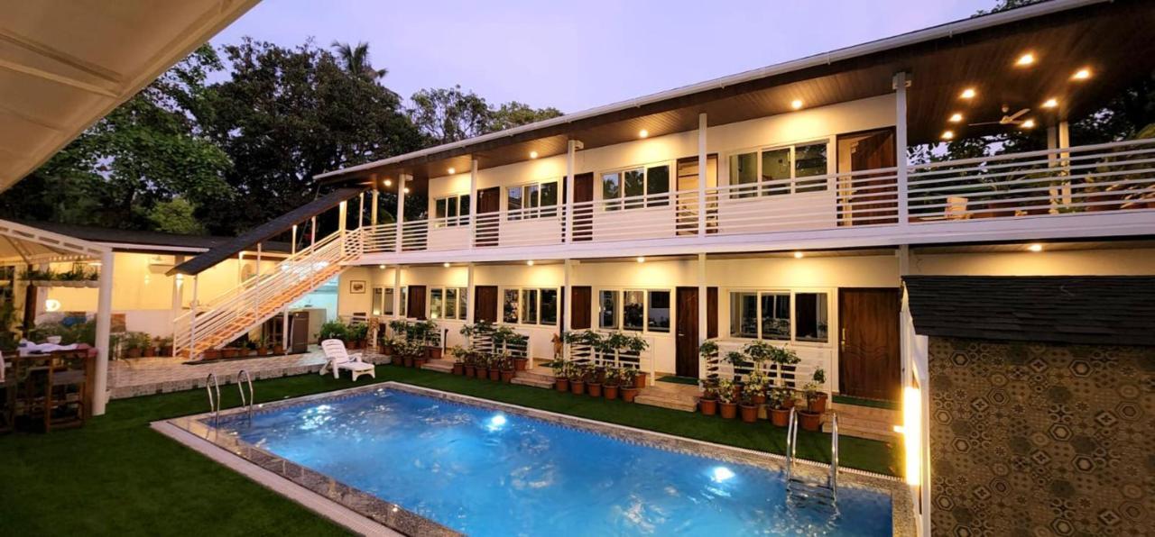 Whiteflower Cottages วากาตอร์ ภายนอก รูปภาพ
