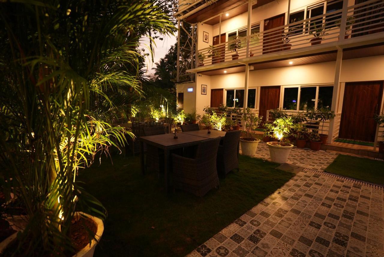 Whiteflower Cottages วากาตอร์ ภายนอก รูปภาพ