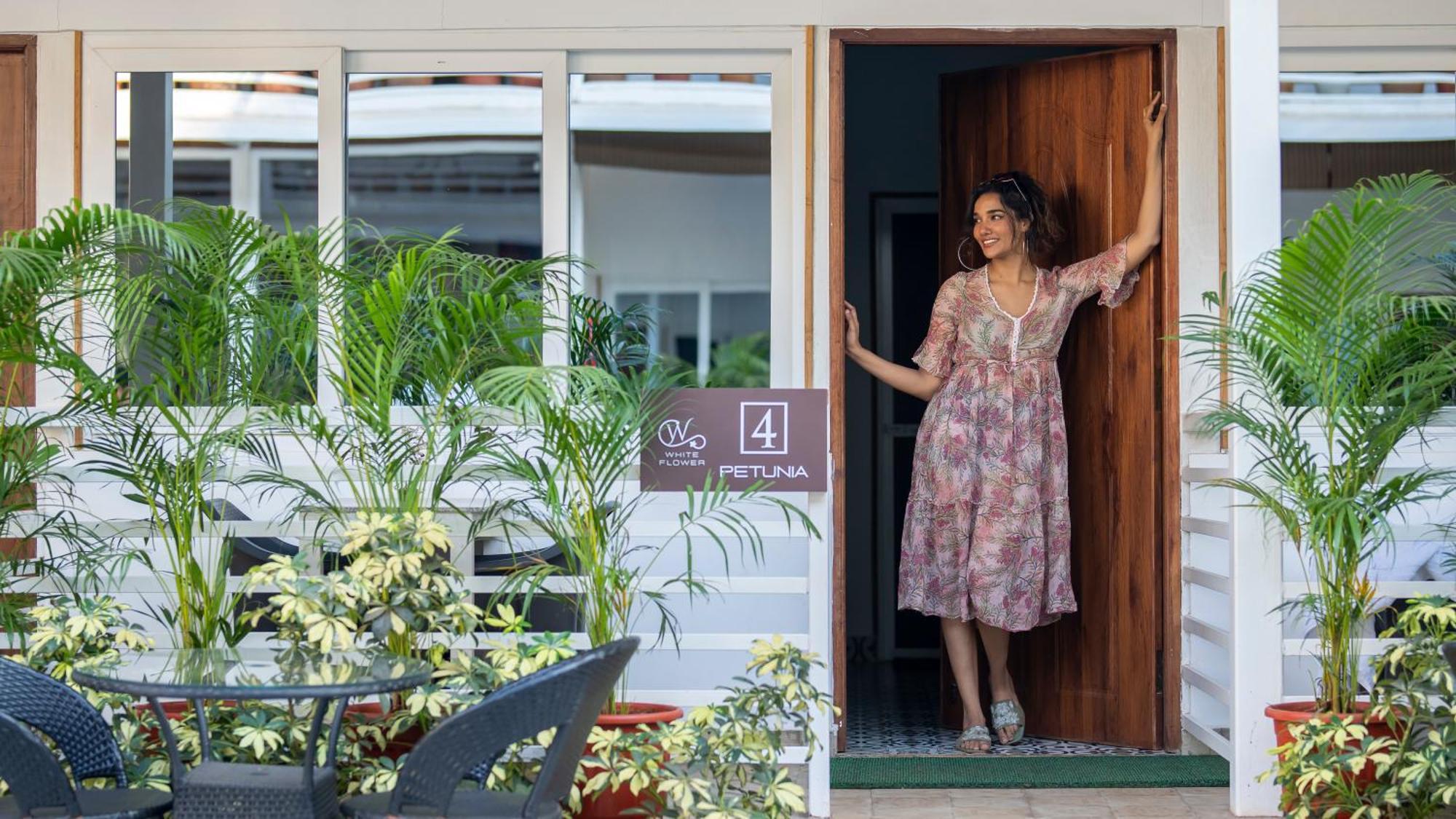 Whiteflower Cottages วากาตอร์ ภายนอก รูปภาพ
