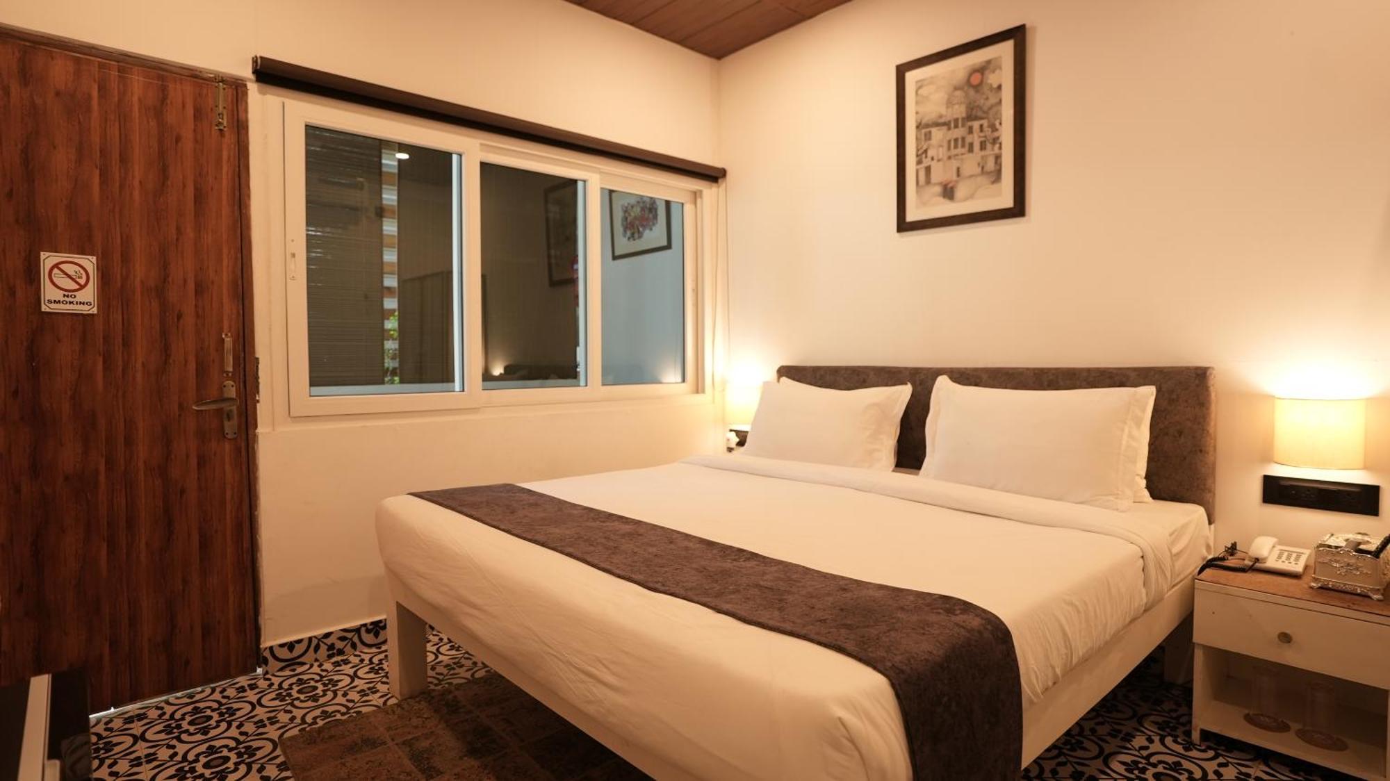 Whiteflower Cottages วากาตอร์ ภายนอก รูปภาพ